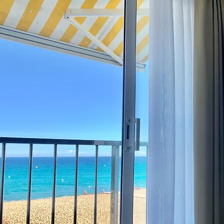 Little * 普拉加德阿罗